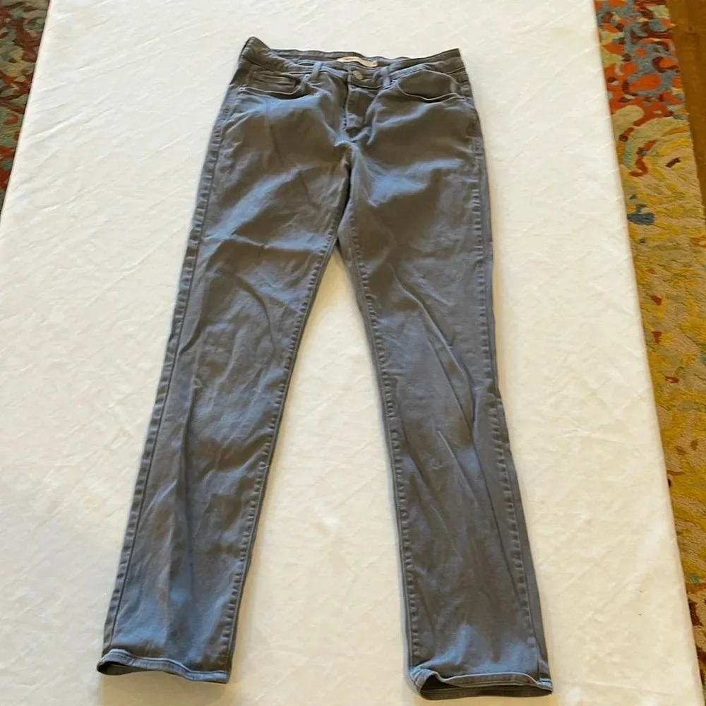 Levi’s women’s‎ Mid Rise Skinny Jeans gray size 29 EUC
